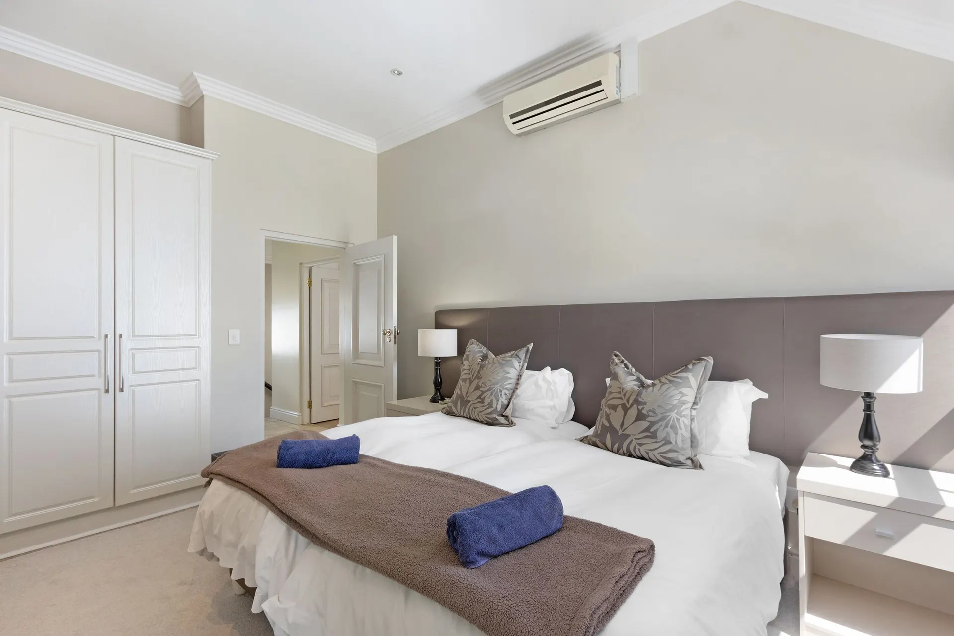 Lodge 16 bedroom