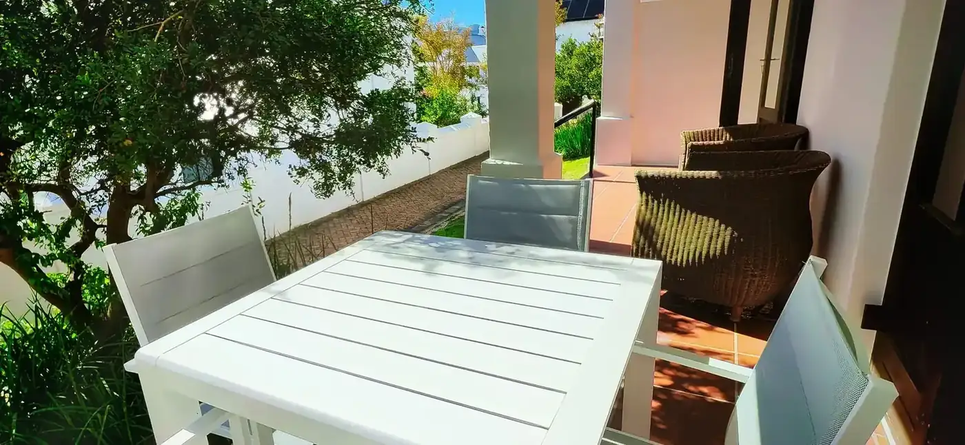 Lodge 29 — Patio_5