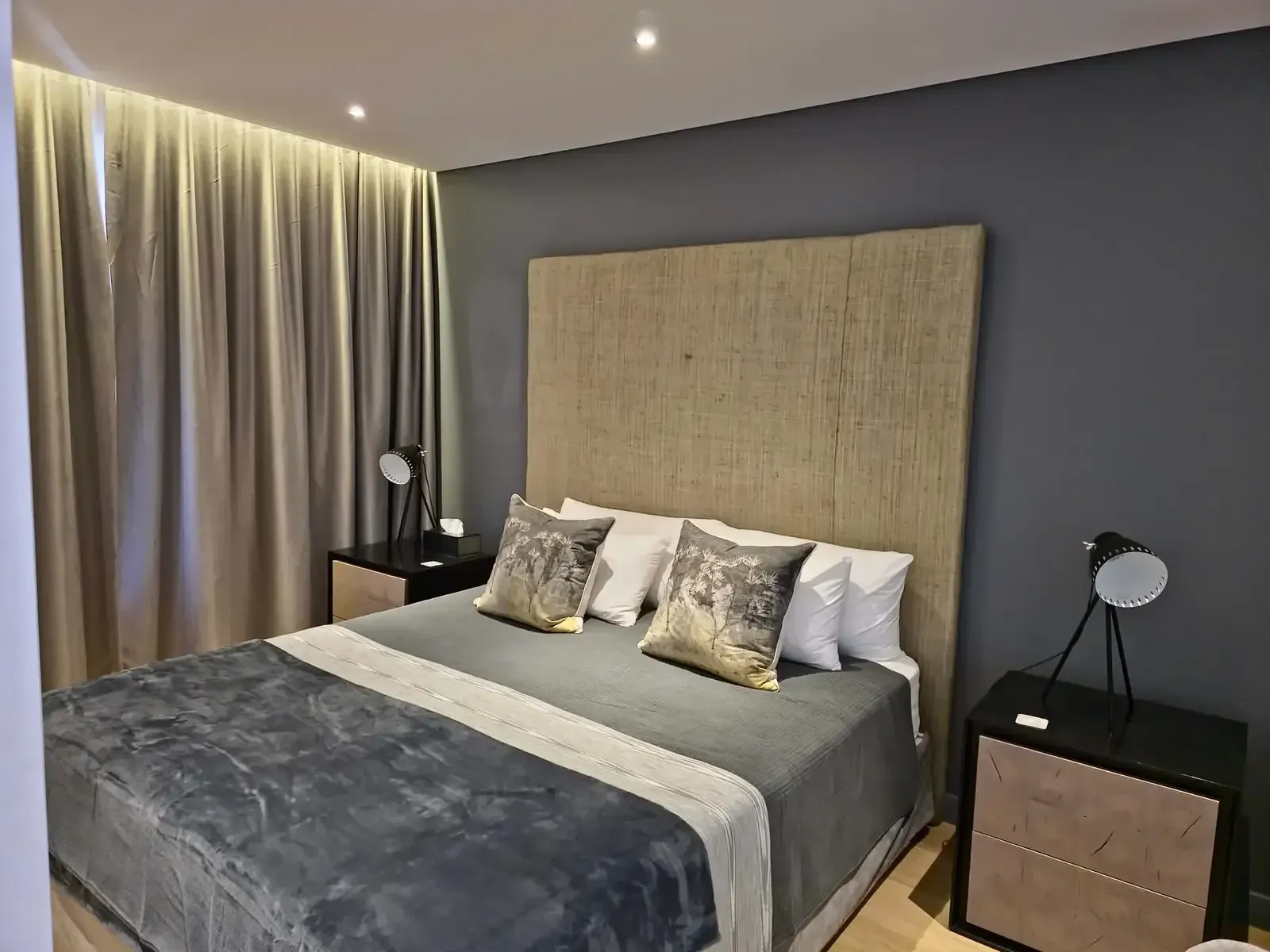 Lodge 34 — bedroom-1