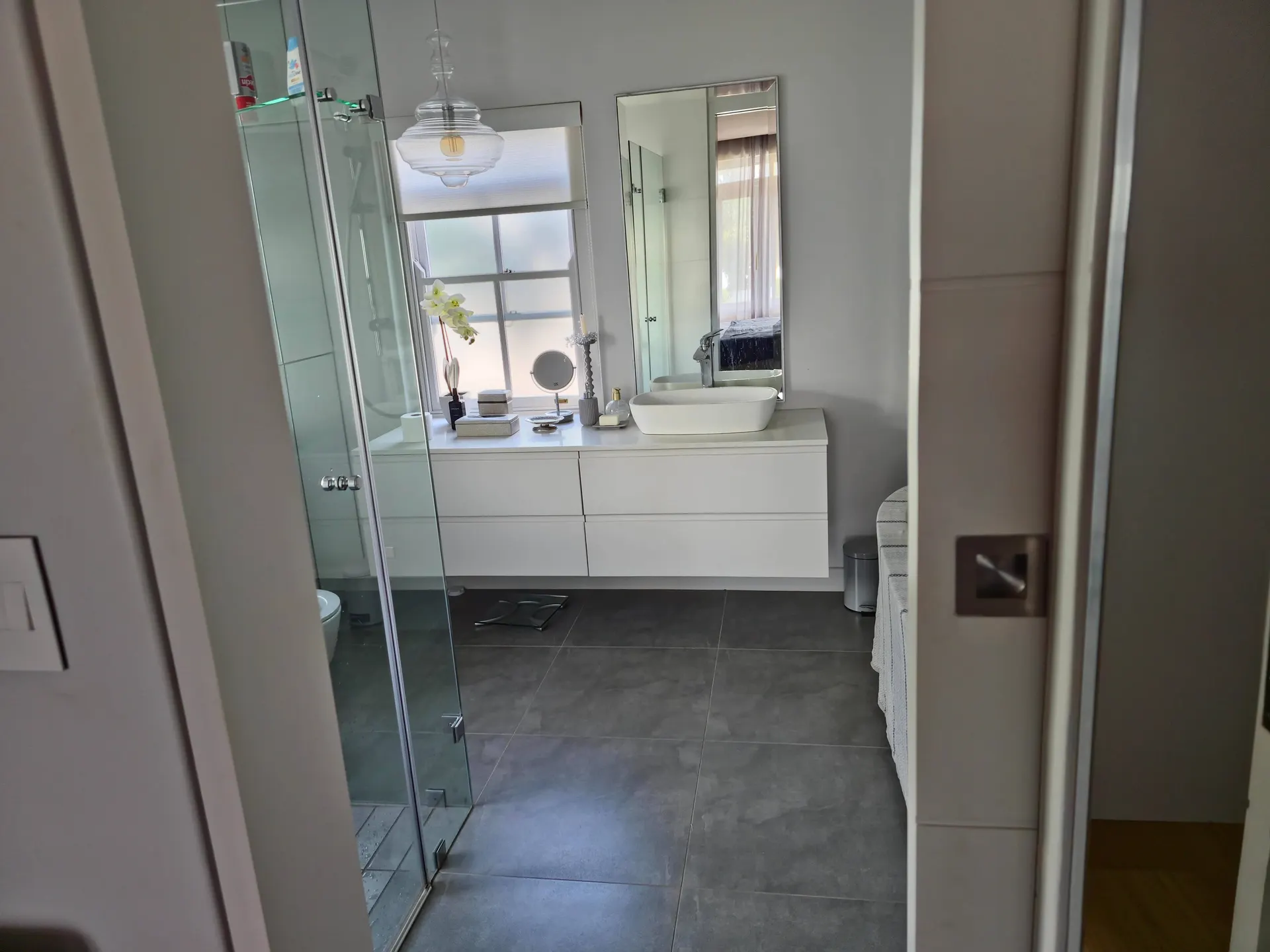 Lodge 34 — cBathroom_1