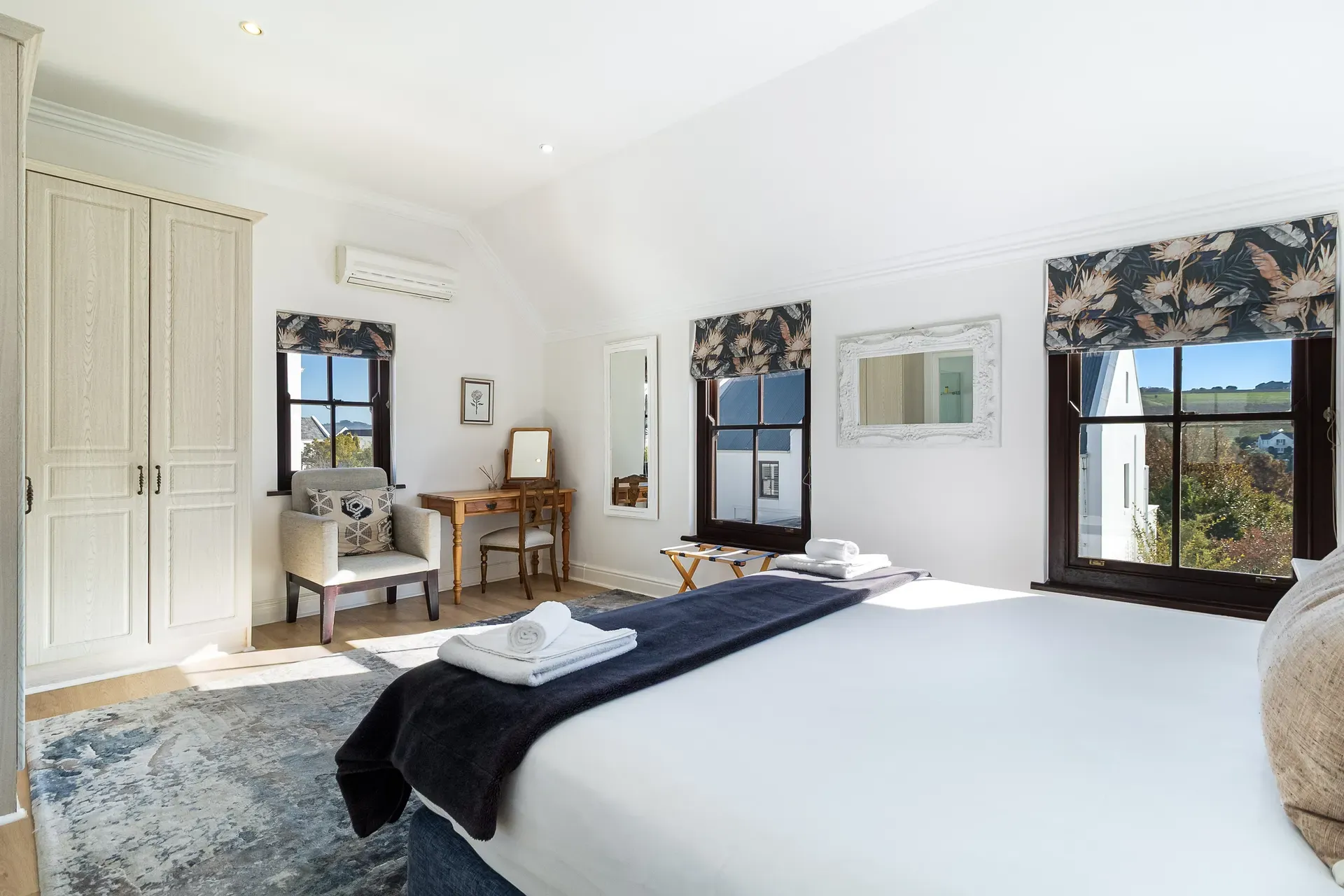 Lodge 11 — lodge-11-bedroom-5