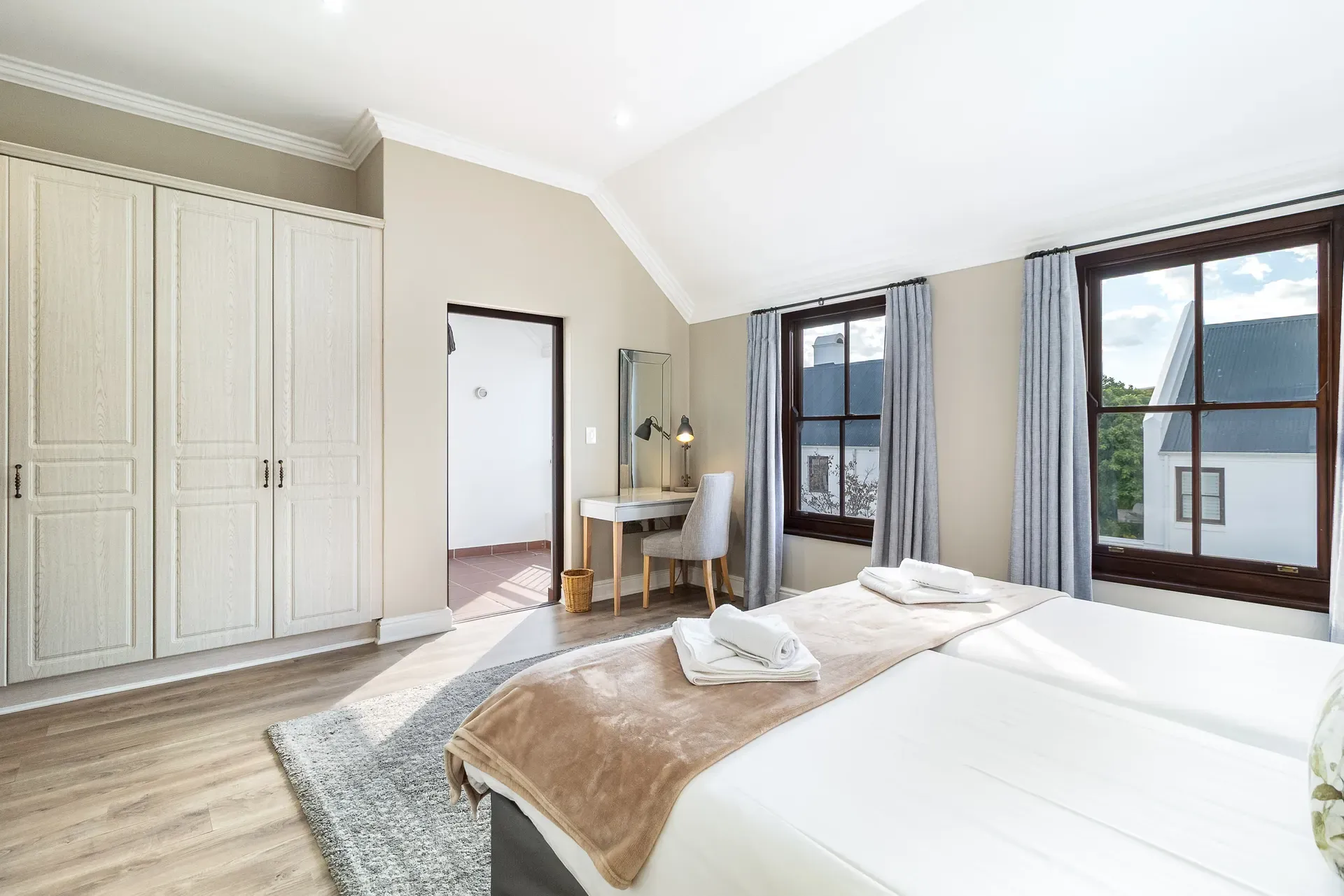 Lodge 12 — lodge-12-bedroom-3