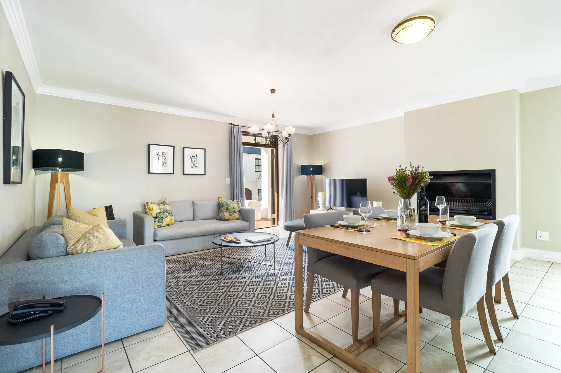 Lodge 12 — lodge-12-living-and-dining-room