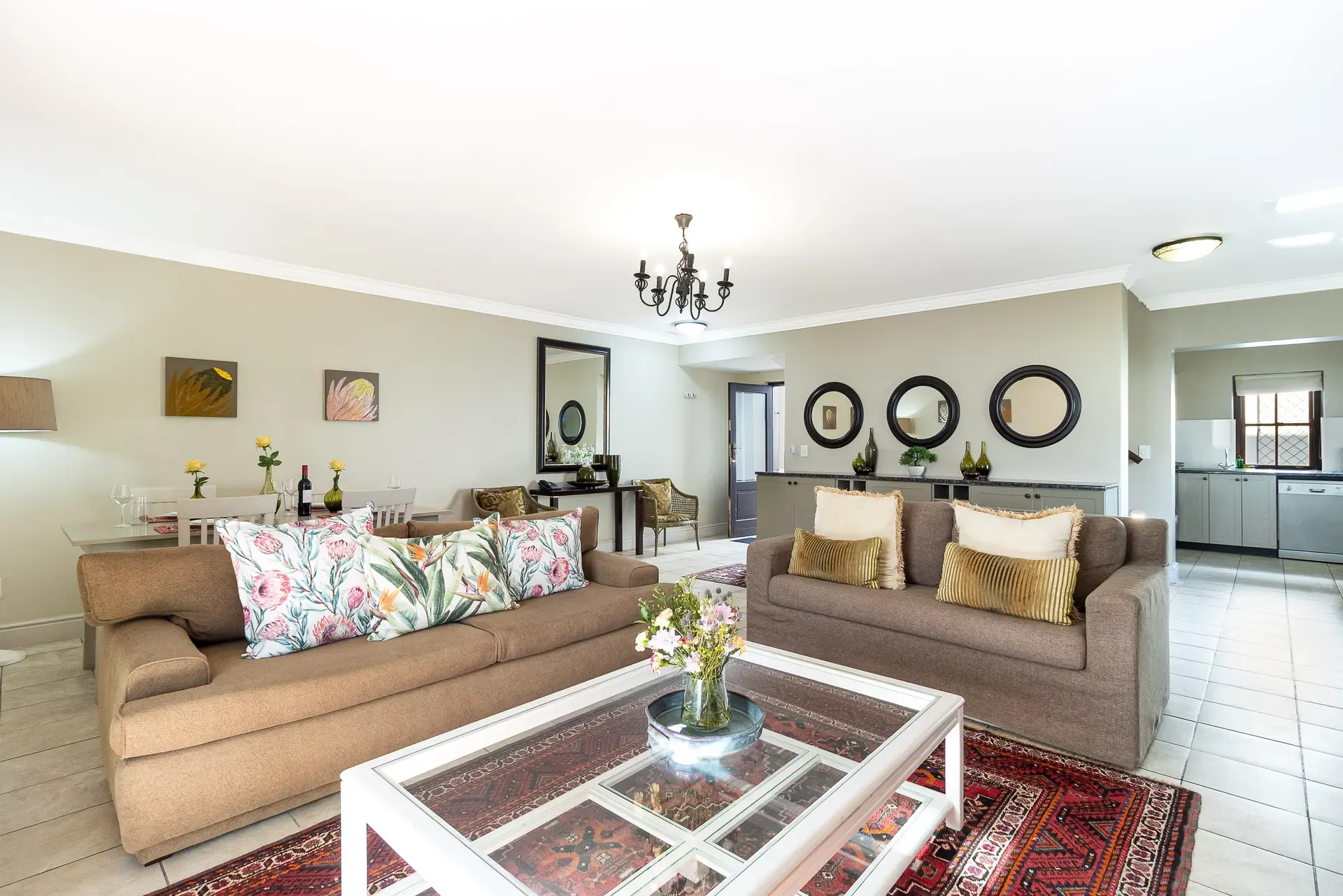 Lodge 16 — lodge-16-living-area-main