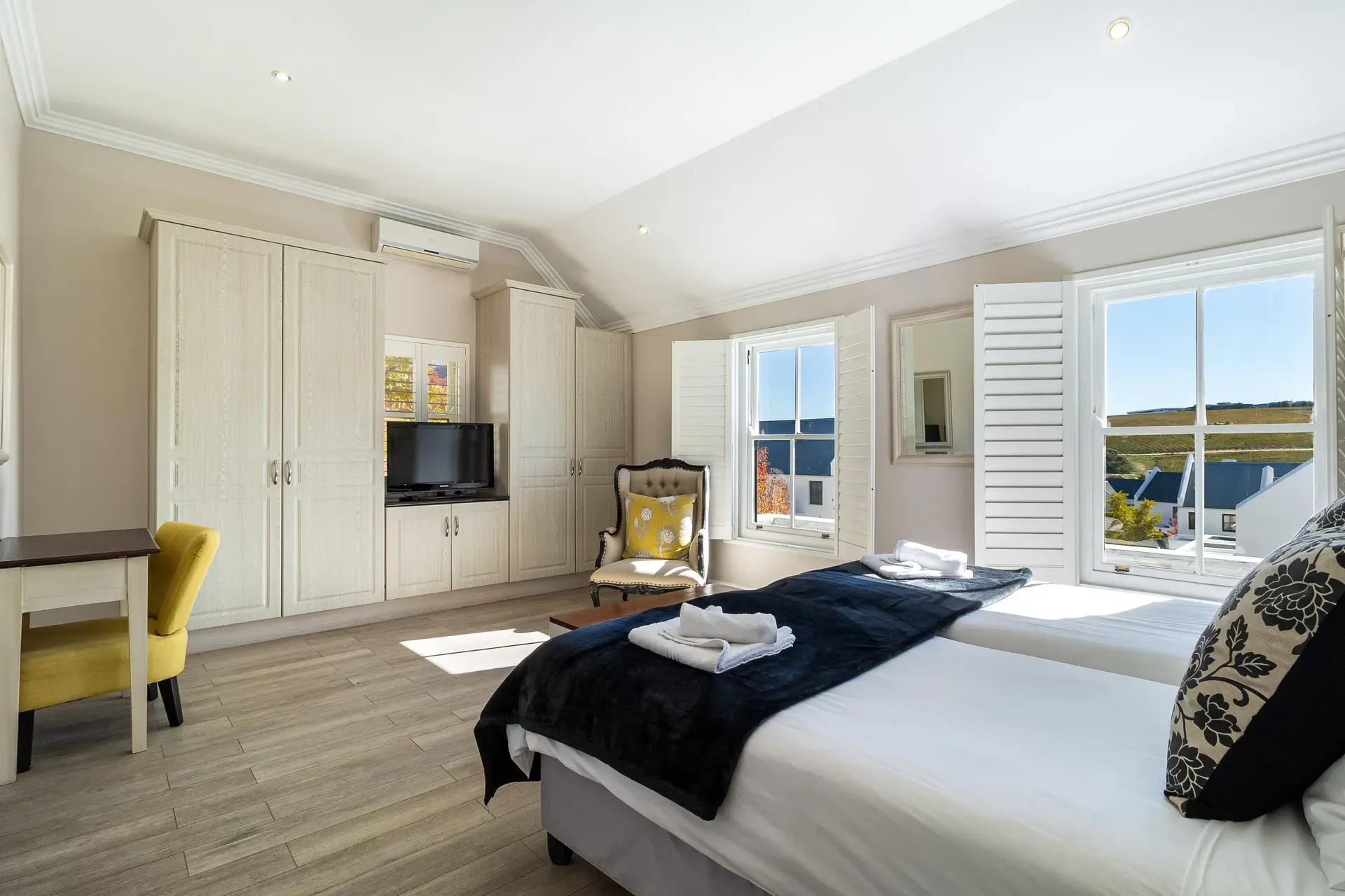 Lodge 24 — lodge-24-bedroom-5
