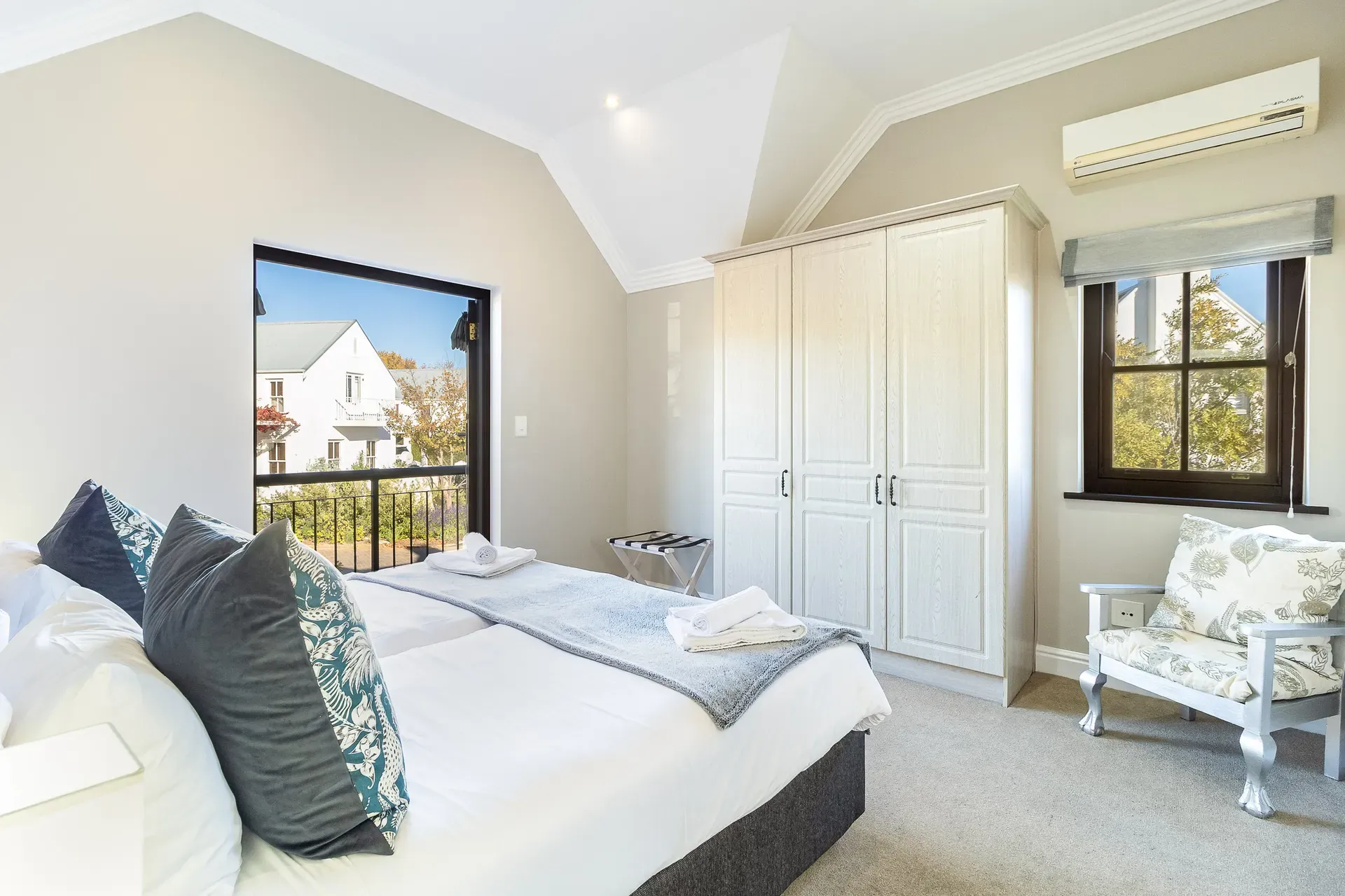 Lodge 26 — lodge-26-bedroom