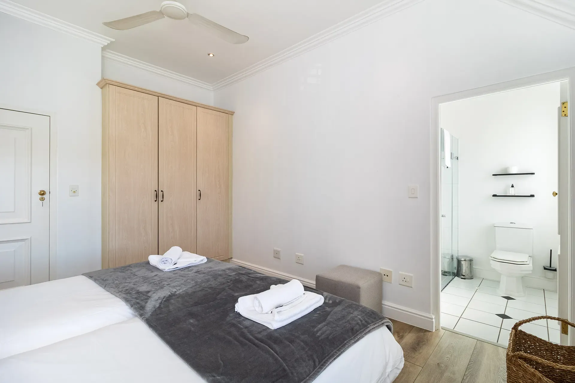 Lodge 28 — lodge-28-bedroom-3