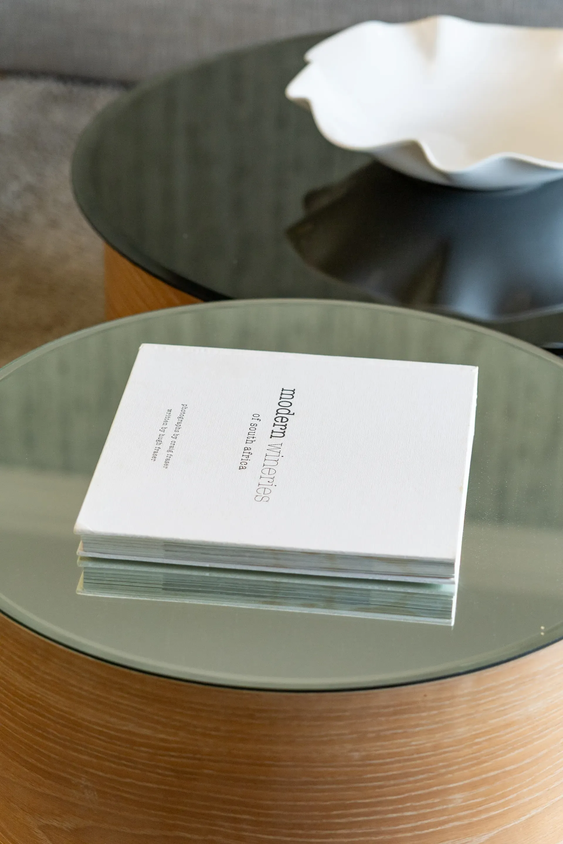 Lodge 3 — lodge-3-living-room-detail-4