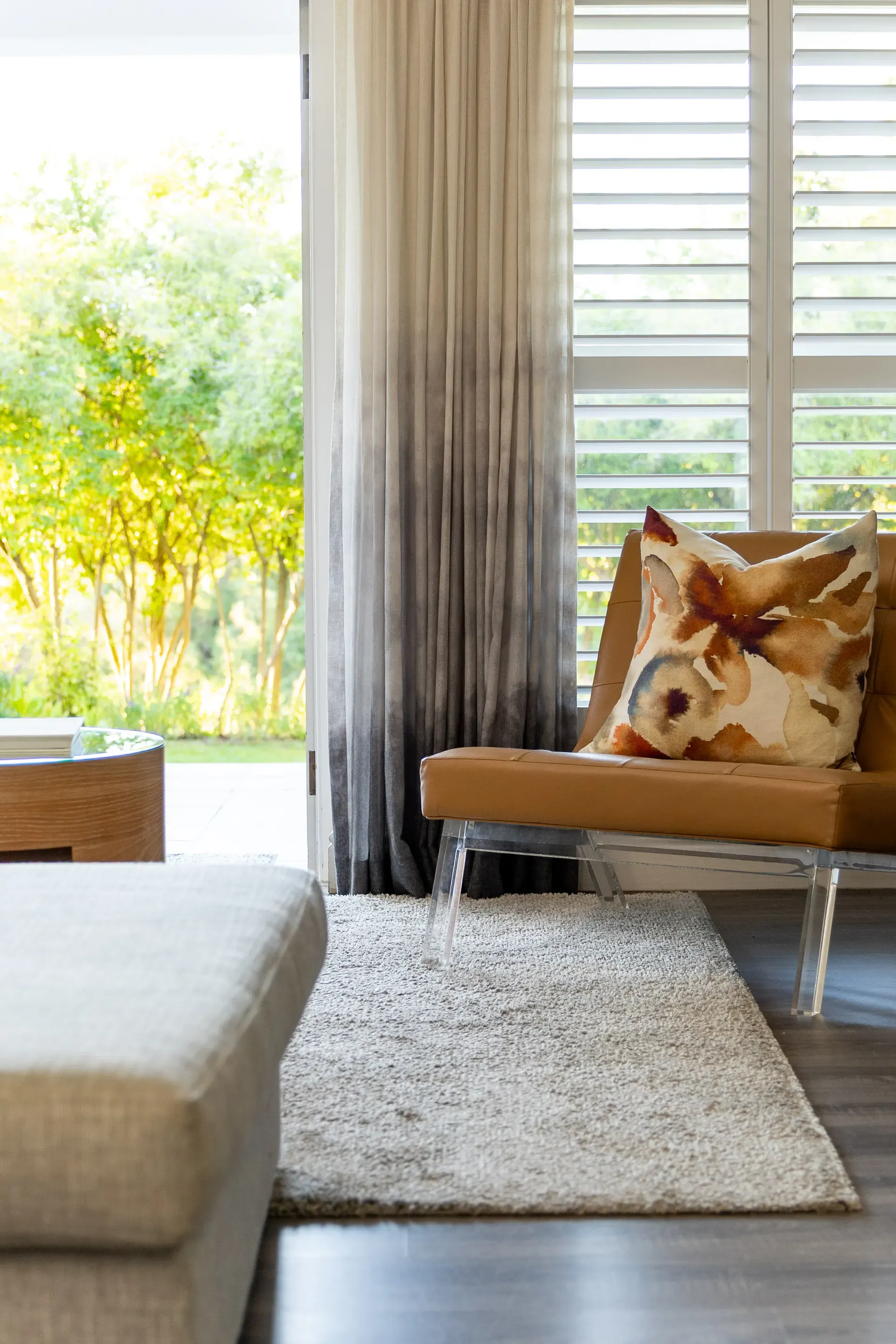 Lodge 3 — lodge-3-living-room-detail