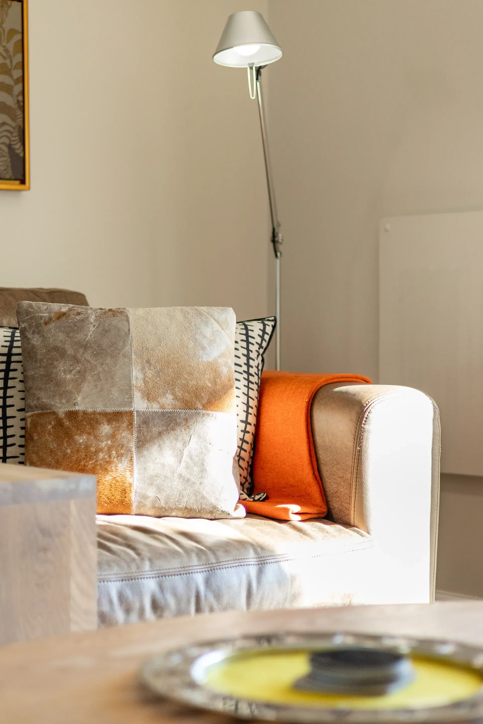 Lodge 4 — lodge-4-living-room-detail-2