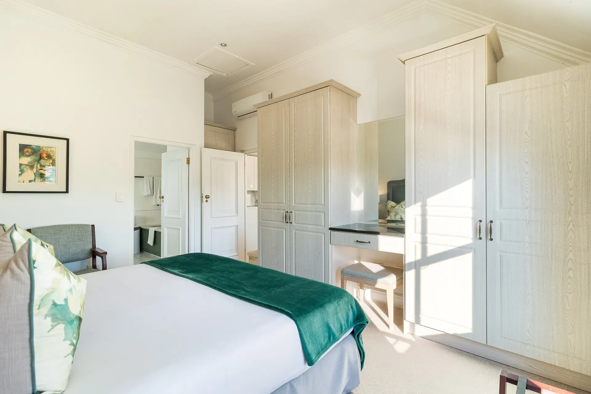 Lodge 9 — lodge-9-bedroom-2