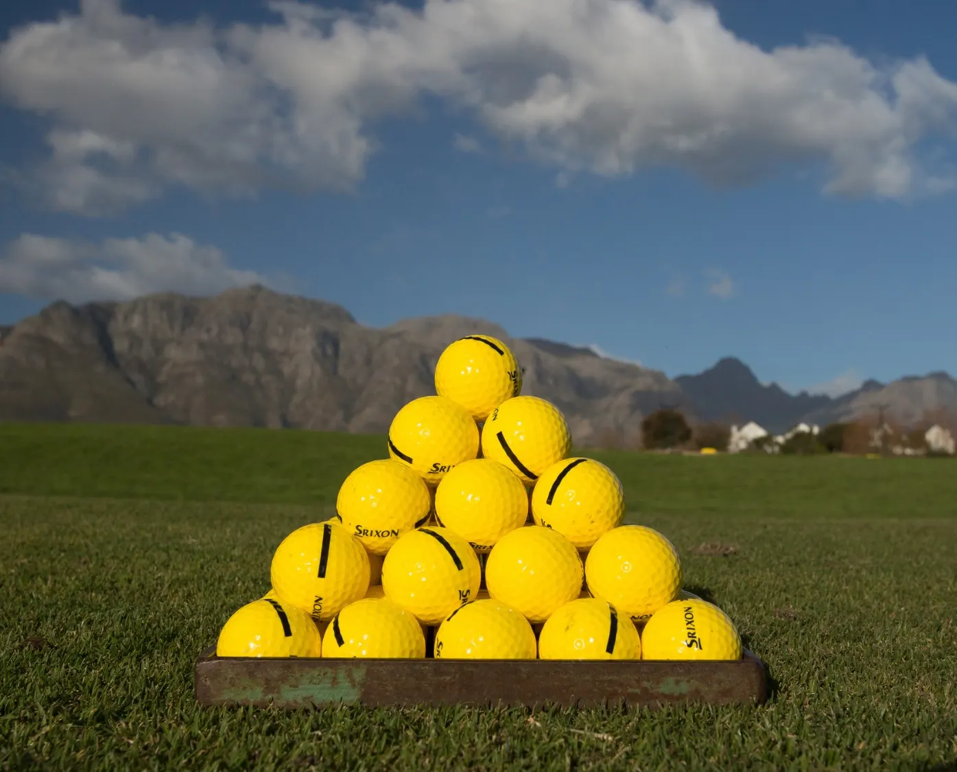 Practice range golf balls