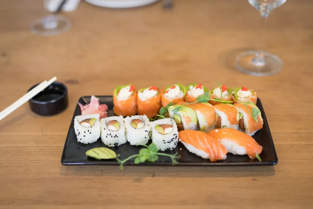 Sushi plate
