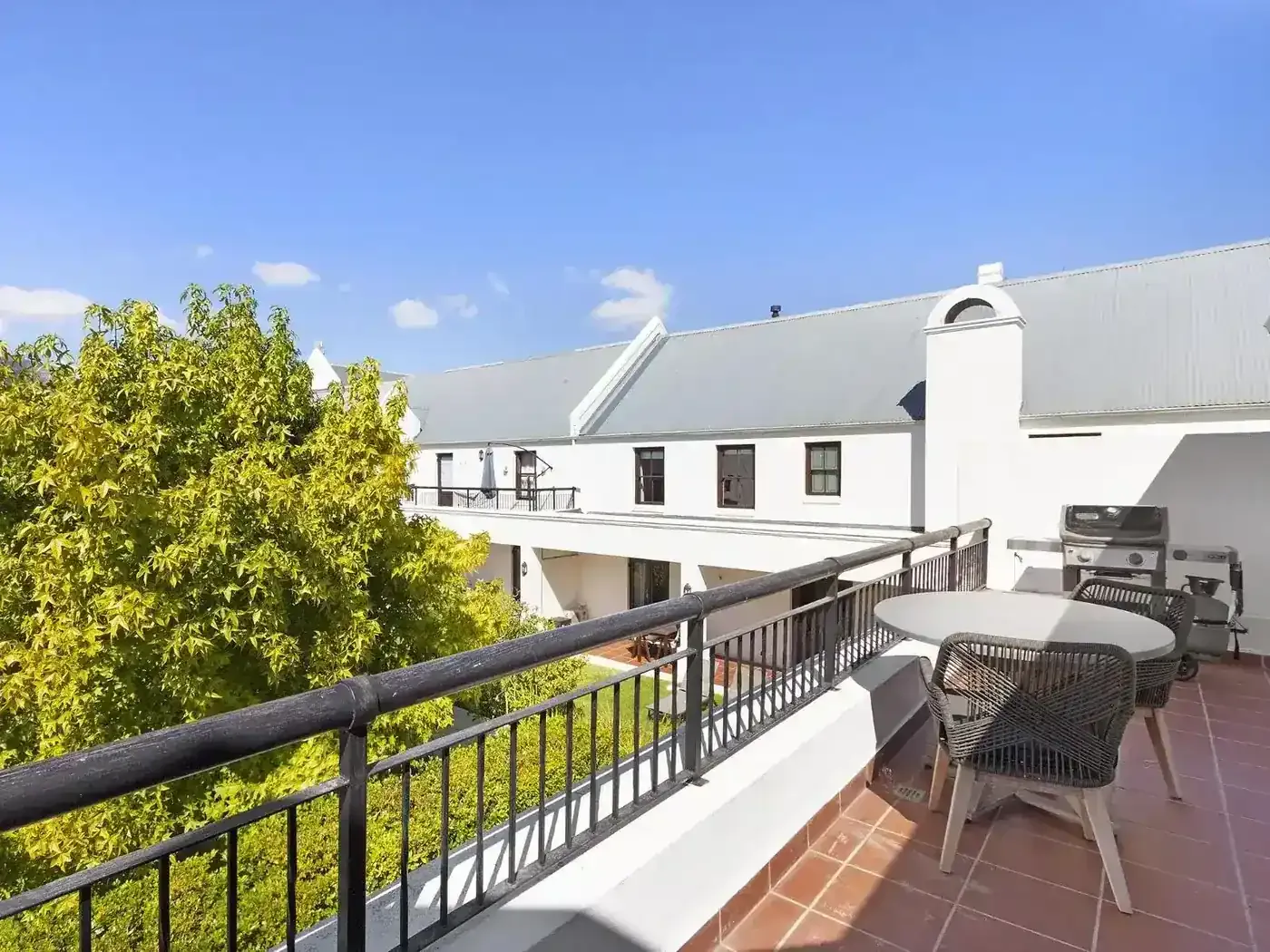 Lodge 36 — winelands-2