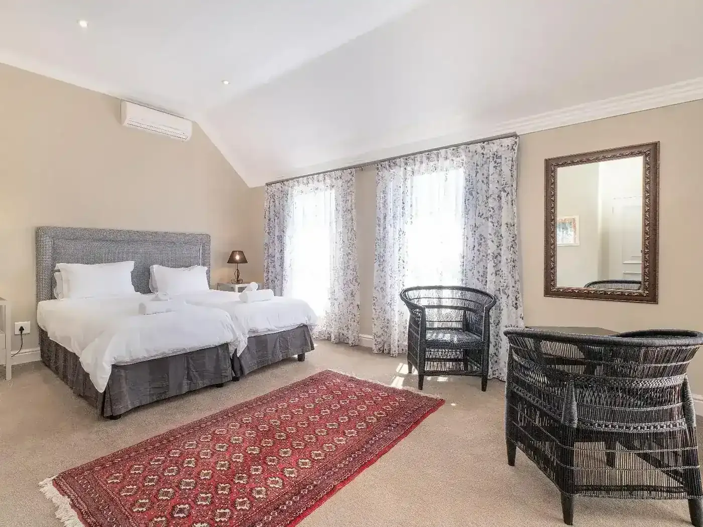 Lodge 13 — winelands-5