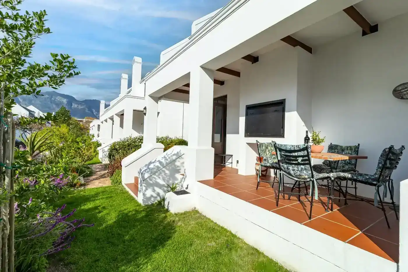 Lodge 14 — winelands-9