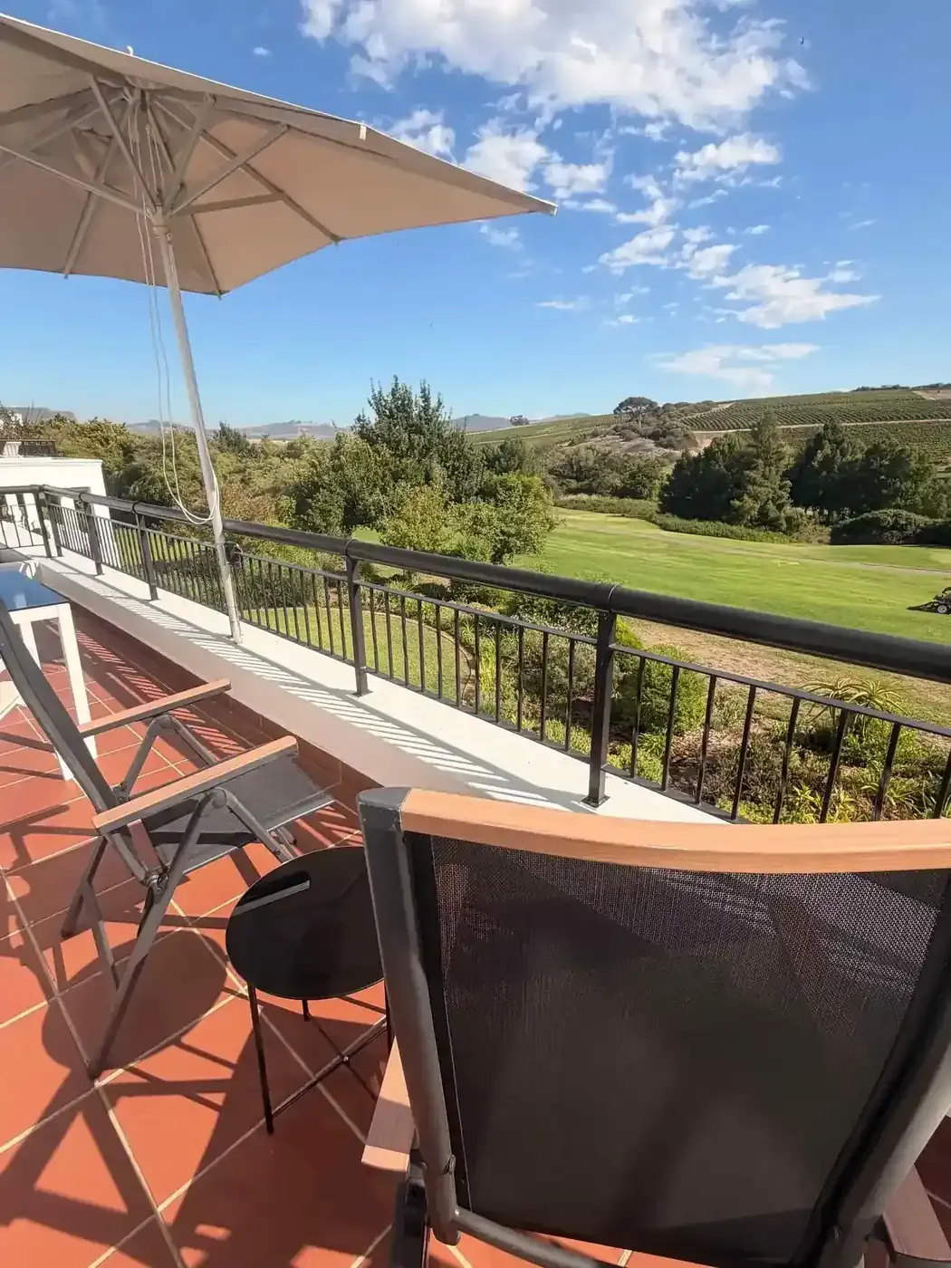 Lodge 8 — winelands-golf-lodges-8-18