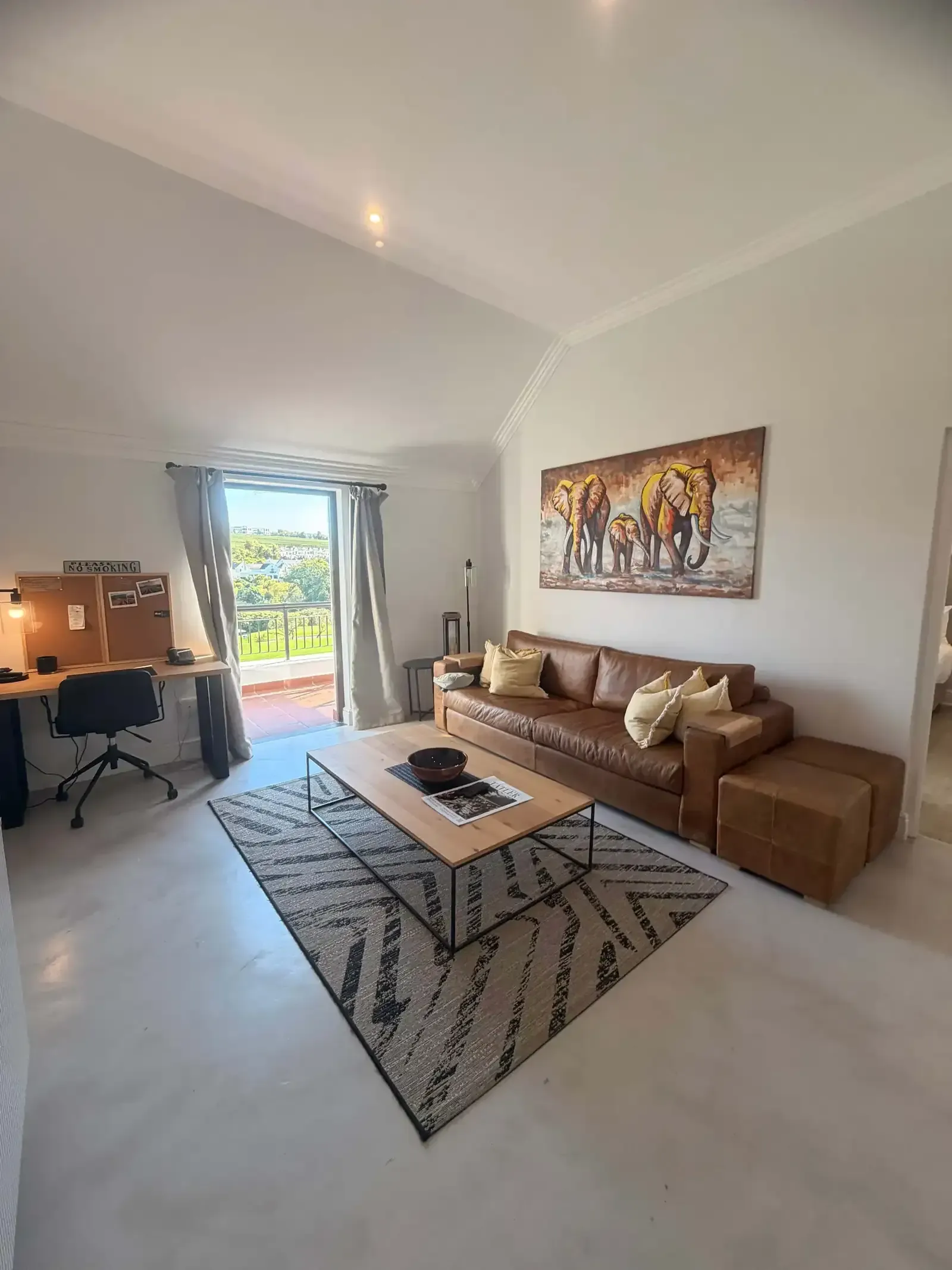 Lodge 8 — winelands-golf-lodges-8-25